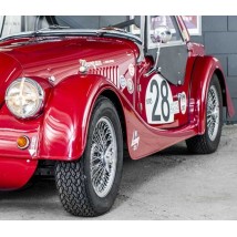 4. 1960–1973: Pneus & Accessoires